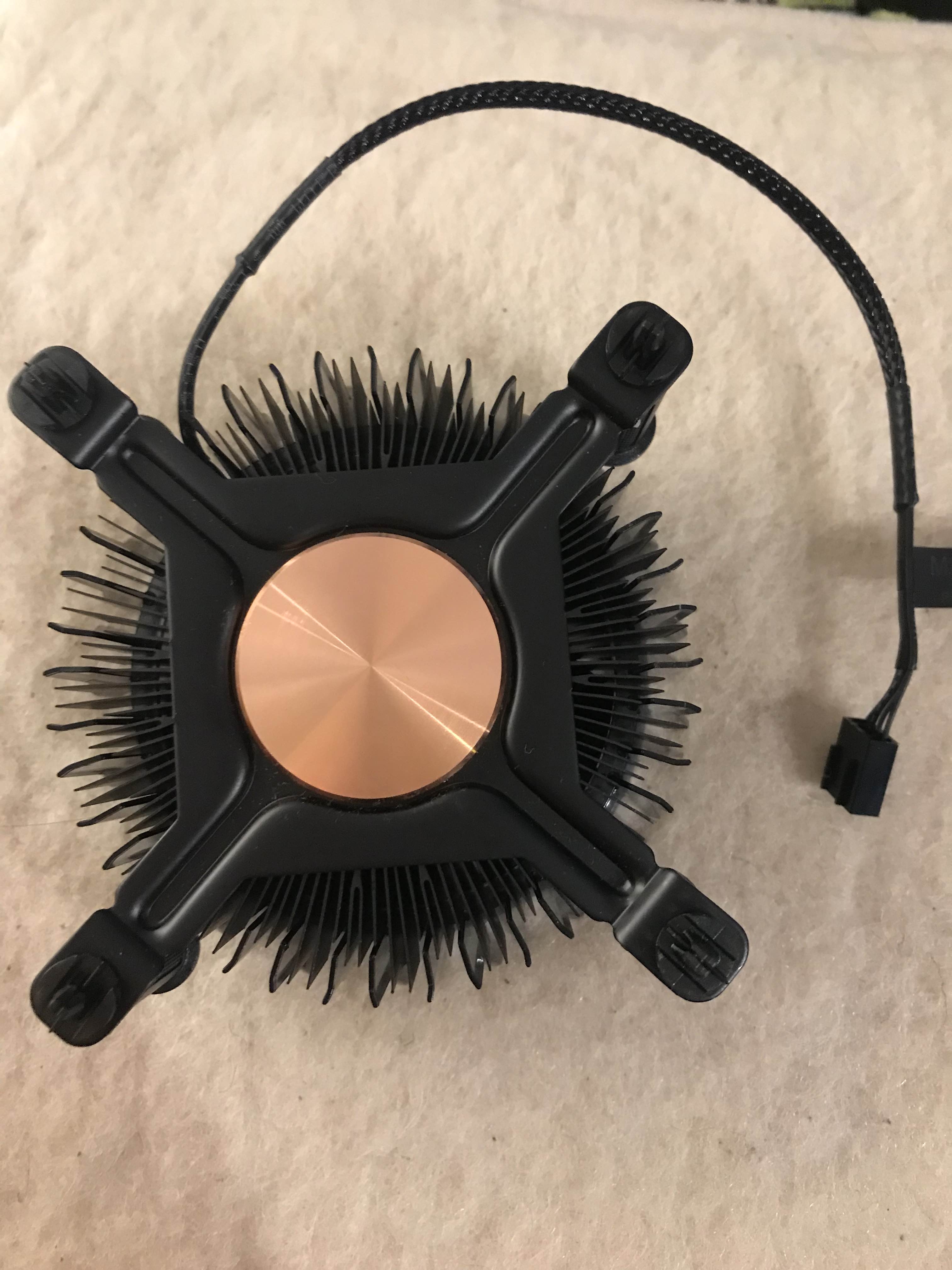 Chłodzenie procesora stockowe Intel do i5‑12400F